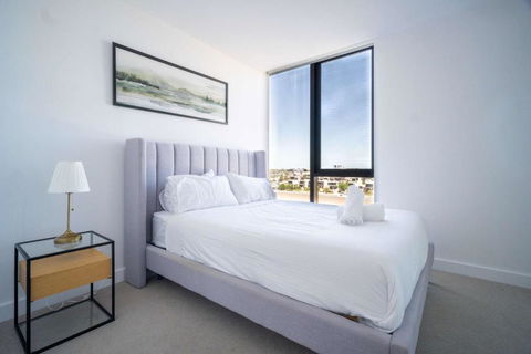 Amazing CBD 3BR Apt Bayview Free Parking - St Kilda Accommodation 2