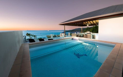 Amazing Penthouse With Whitsundays Lifestyle - St Kilda Accommodation 2