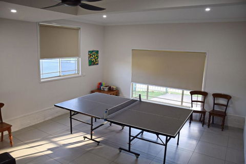 Amberlee House - Bring Your Own Linen - St Kilda Accommodation 2