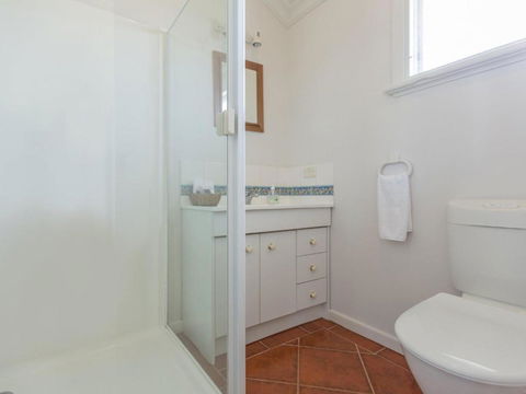 Amhurst Cottage - St Kilda Accommodation 1