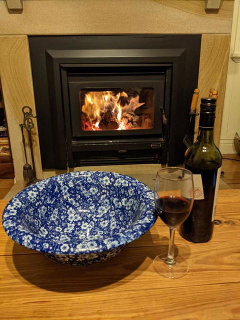 Amiens Cottage. Queenslander, Charming, Central. - St Kilda Accommodation 4