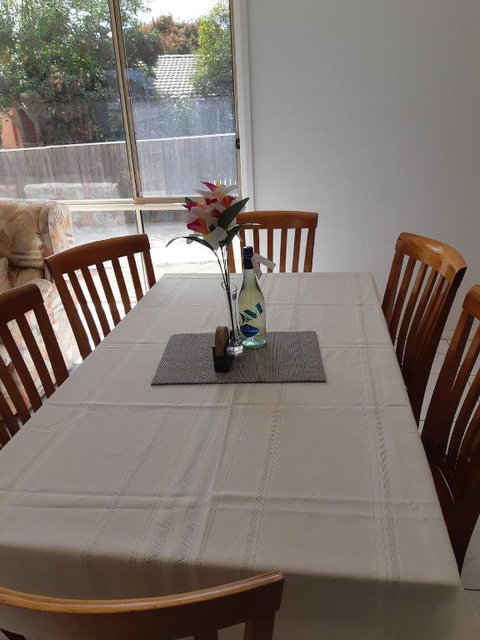 An Executive 3 Bedroom New House, All To Yourself - St Kilda Accommodation 0