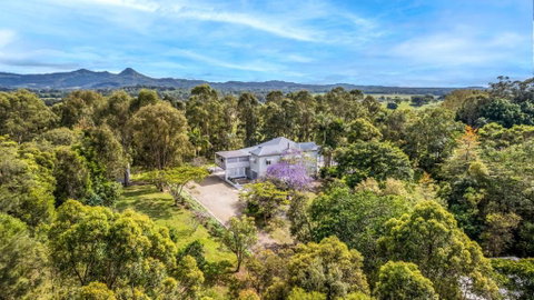 Ananda - Magnificent Byron Hinterland Retreat - St Kilda Accommodation 4