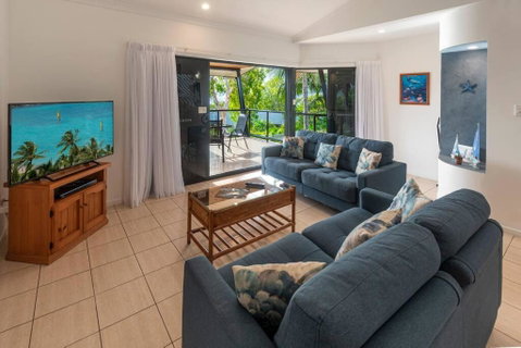Anchorage 4 & Buggy Hamilton Island - St Kilda Accommodation 0