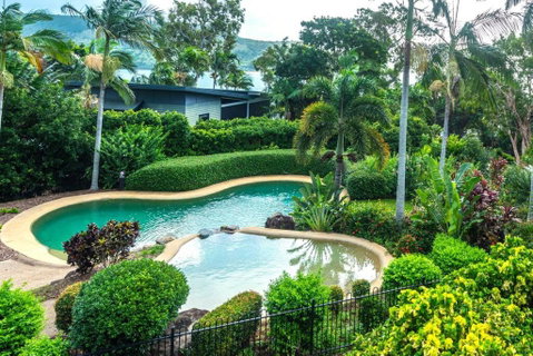 Anchorage 4 & Buggy Hamilton Island - St Kilda Accommodation 4