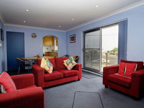 Anchorage 7 - St Kilda Accommodation 1