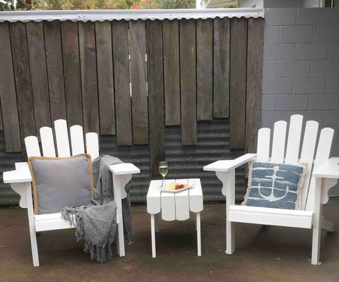 Anchors Away At Innes Park Opp Park & Beach Dogs Welcome Inside - St Kilda Accommodation 1