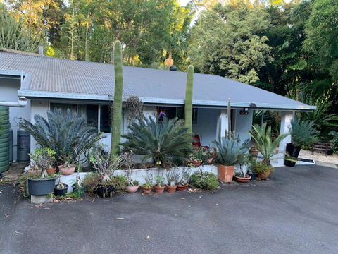 Ancient Gardens Guesthouse & Botanical Gardens - St Kilda Accommodation 0