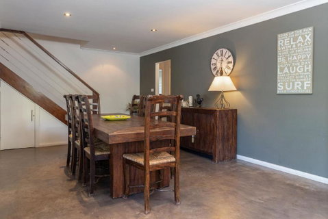 Anglers Cove - St Kilda Accommodation 3