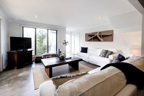 Anglers Cove - St Kilda Accommodation 2