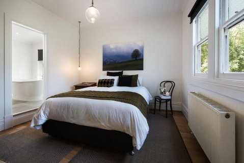 Annecy House - St Kilda Accommodation 2