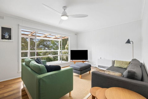 Annelise - St Kilda Accommodation 1