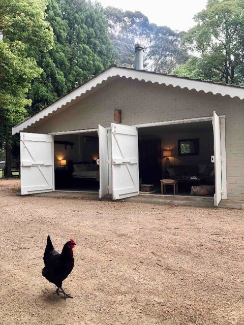 Annies Barn, Fitzroy Falls - St Kilda Accommodation 0