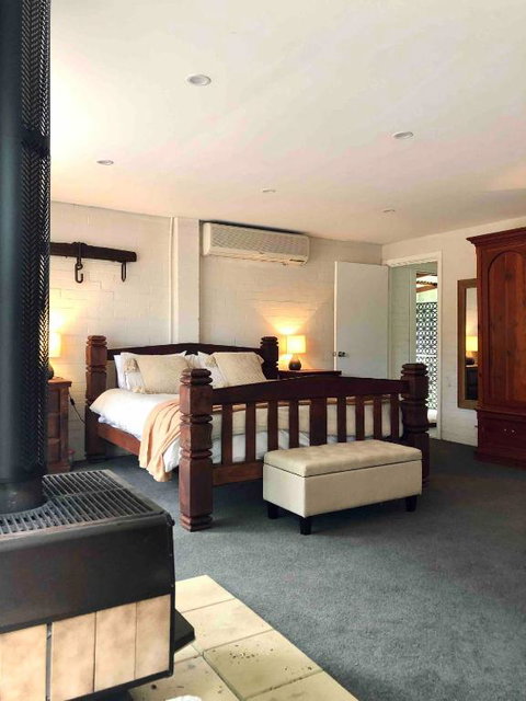 Annies Barn, Fitzroy Falls - St Kilda Accommodation 3