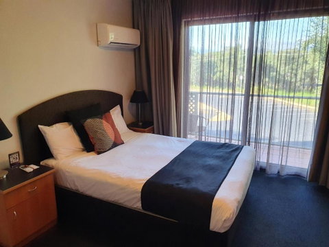 Alpha Hotel Canberra - St Kilda Accommodation 2