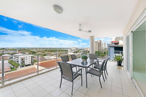Alta Vista - City View Oasis In The Heart Of Darwin - St Kilda Accommodation 2