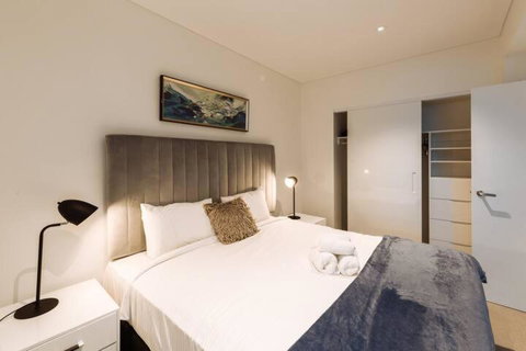 AirTrip Apartment On Margaret Street In CBD - St Kilda Accommodation 4