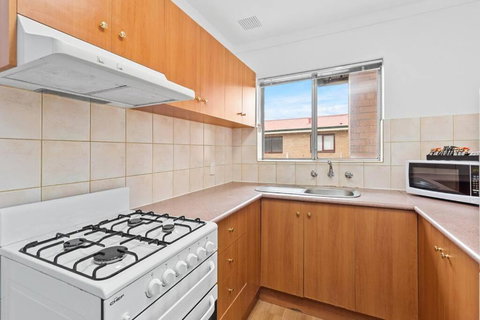Apartment 10 Burswood - St Kilda Accommodation 3