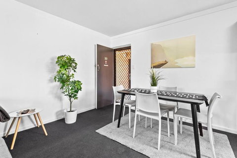 Apartment 10 Burswood - St Kilda Accommodation 2