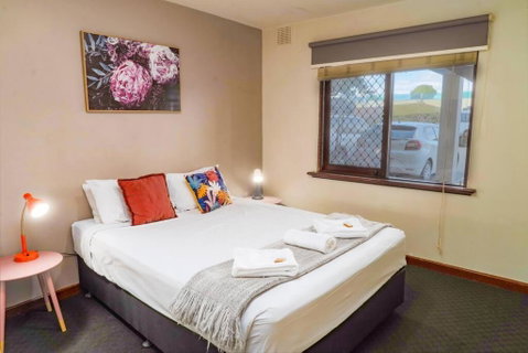 Apartment 13 - St Kilda Accommodation 0