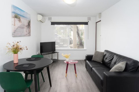 Apartment 16 Burswood - St Kilda Accommodation 1