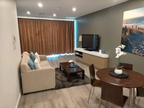Apartment 3 Wallaroo Marina - St Kilda Accommodation 4