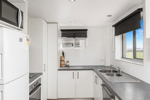 Apartment 4B - St Kilda Accommodation 4