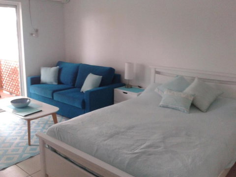 Apartment In Dolphin Heads - St Kilda Accommodation 3