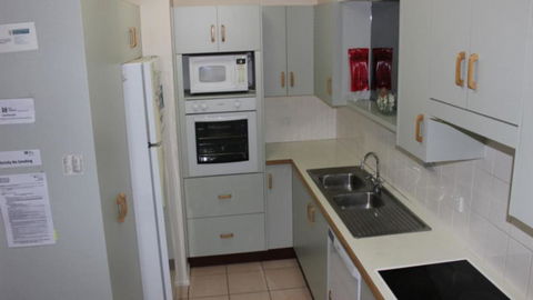 Apartment In Paradise - St Kilda Accommodation 2