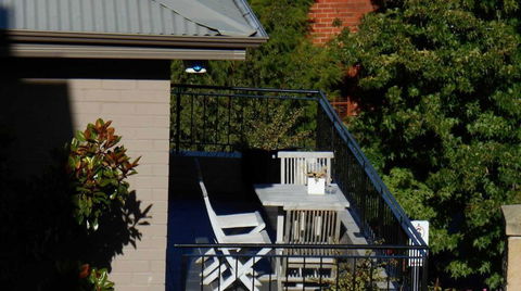 Apartment On Star Unit 2 - St Kilda Accommodation 3