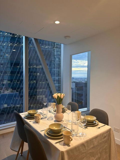 Apartment With Panoramic View - St Kilda Accommodation 3