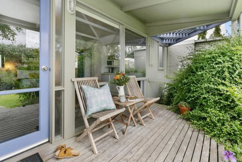 Apollo Bay Beach Bungalow - Couples Retreat - St Kilda Accommodation 0