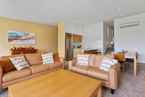 Apollo Blue 14 - St Kilda Accommodation 4