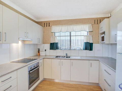 Apollo Unit 12 Ground Floor - St Kilda Accommodation 4