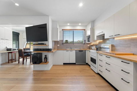 Apollo Unit 4 - Ground Floor - Block A - St Kilda Accommodation 4