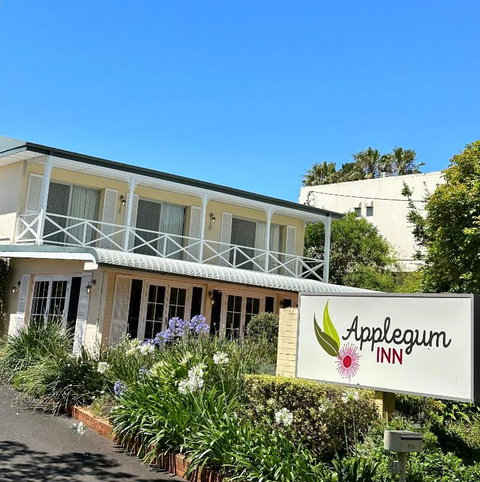 Applegum Inn - St Kilda Accommodation 0