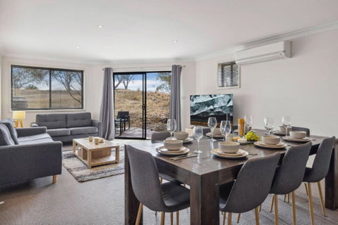 Apres 9 - St Kilda Accommodation 1