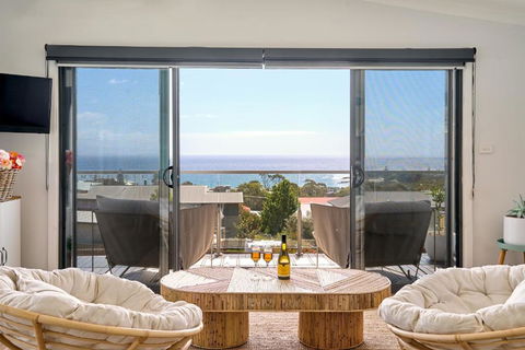 Apsley View - St Kilda Accommodation 0