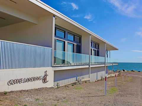 Apt01-The SS Karatta - St Kilda Accommodation 2