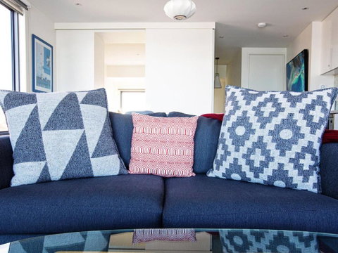 Aqua Mist Penthouse - St Kilda Accommodation 4