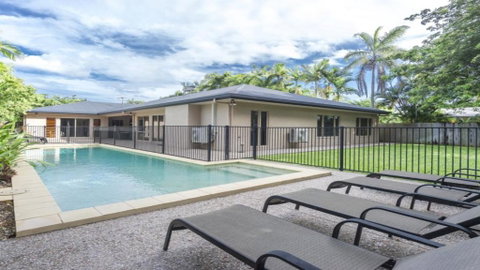 Aqua - Pecten Port Douglas - St Kilda Accommodation 1