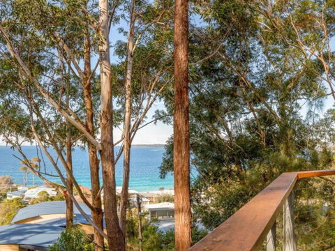 Aqua Pure At Hyams Beach - St Kilda Accommodation 1