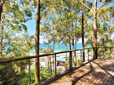 Aqua Pure At Hyams Beach - St Kilda Accommodation 3
