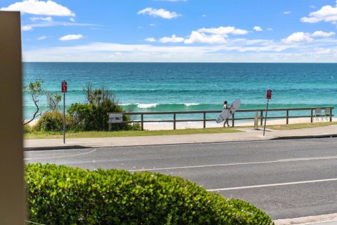Aqua Shores Studio - St Kilda Accommodation 2