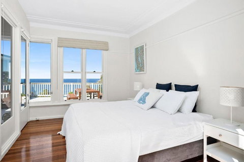 Aqua Whale Beach By TCC - St Kilda Accommodation 3