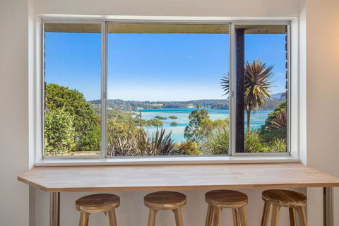 Aque Blu - 11 Hillcrest Ave North Narooma - St Kilda Accommodation 1