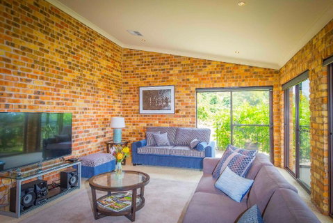 Aquila - St Kilda Accommodation 3