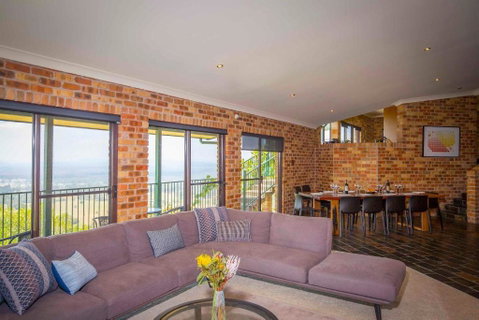 Aquila - St Kilda Accommodation 1