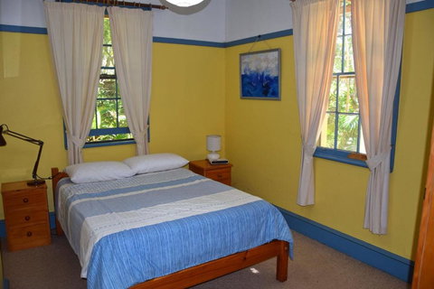 Arakoon House 1 - Bring Your Own Linen - St Kilda Accommodation 4