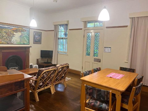 Arakoon House 2 - Bring Your Own Linen - St Kilda Accommodation 4